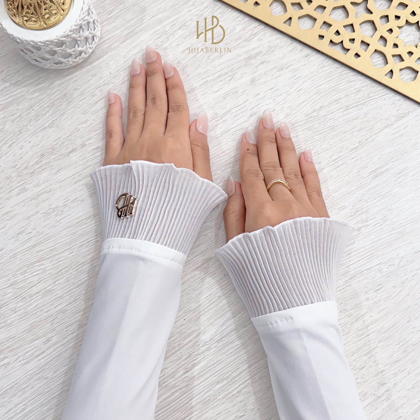 Handsock Ruffle - Hijaberlin