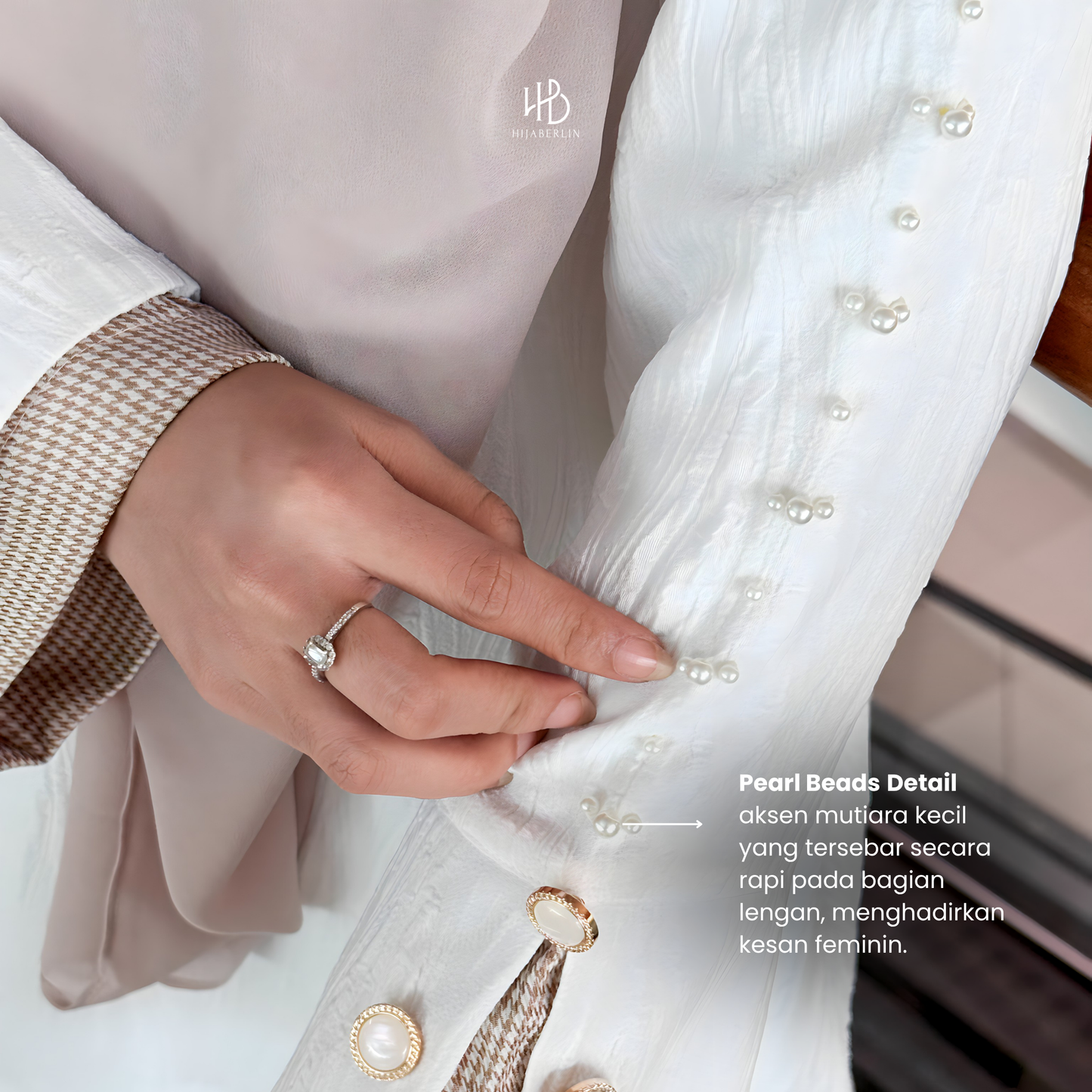 Laila Abaya - White Stone