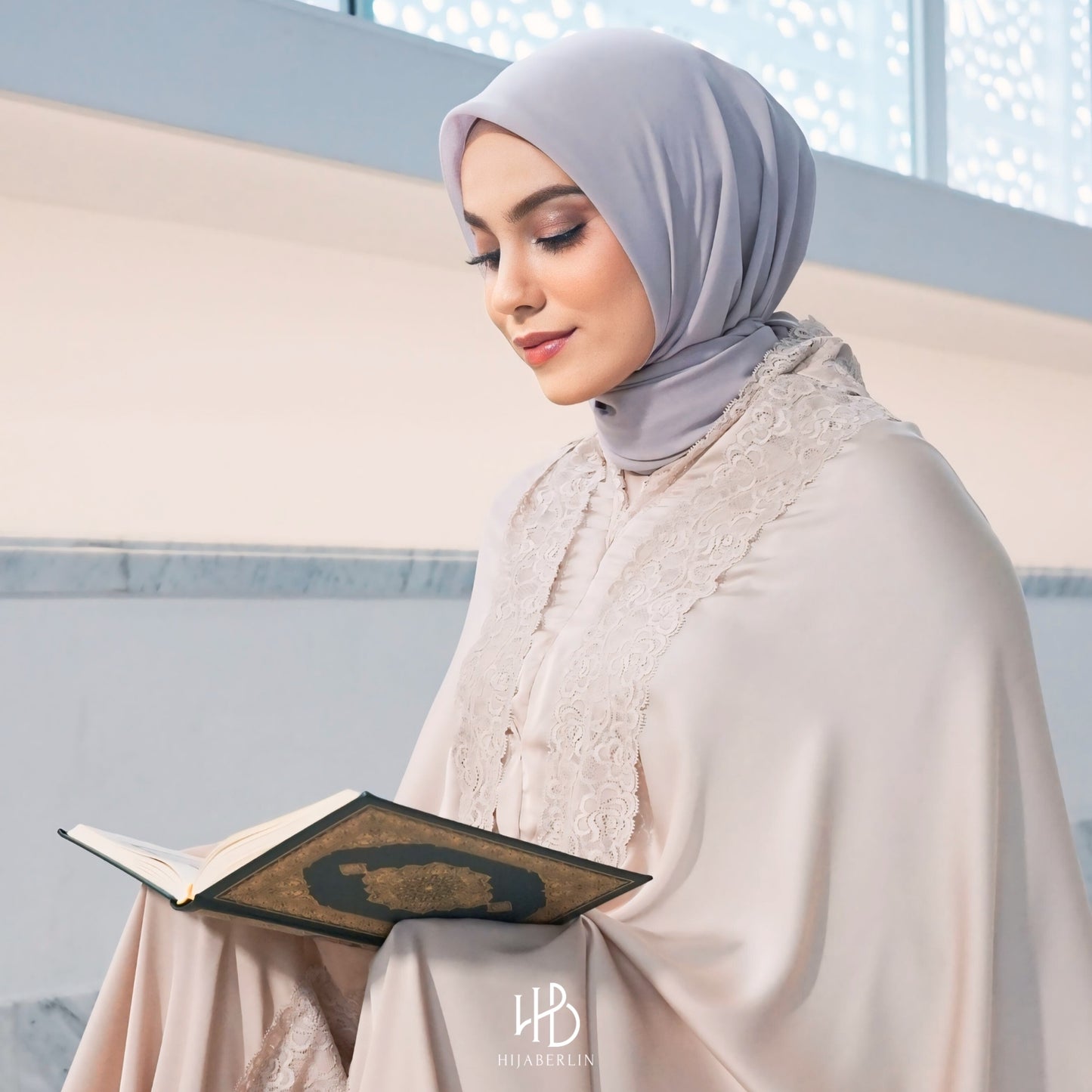 Asiyah Prayer Set Silk - Beige