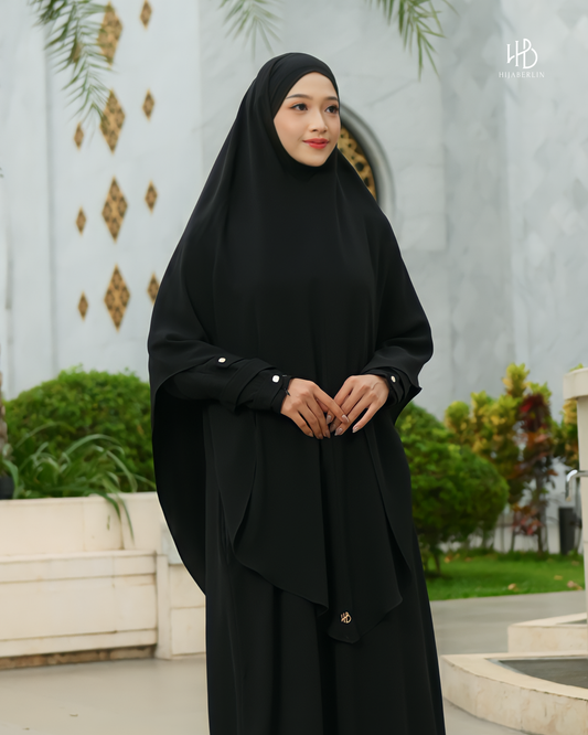 Nusaibah Dress Set Hijaberlin – Gamis syar’i premium dengan khimar panjang untuk Umrah dan Haji