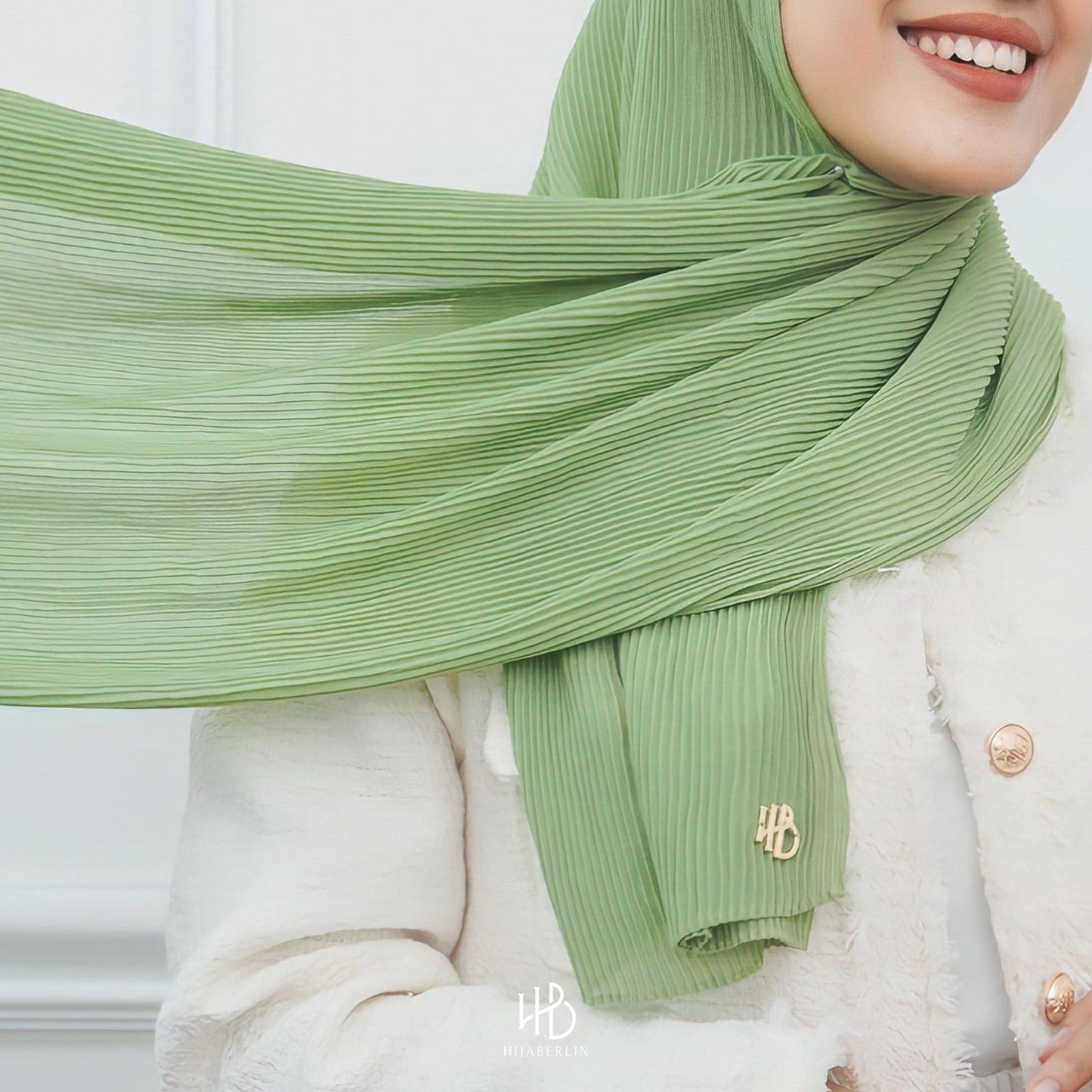 Ayesha Pleats Shawl Hijaberlin - Apple