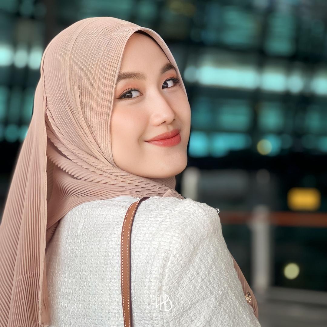 Ayesha Pleats Shawl Gift Set 1