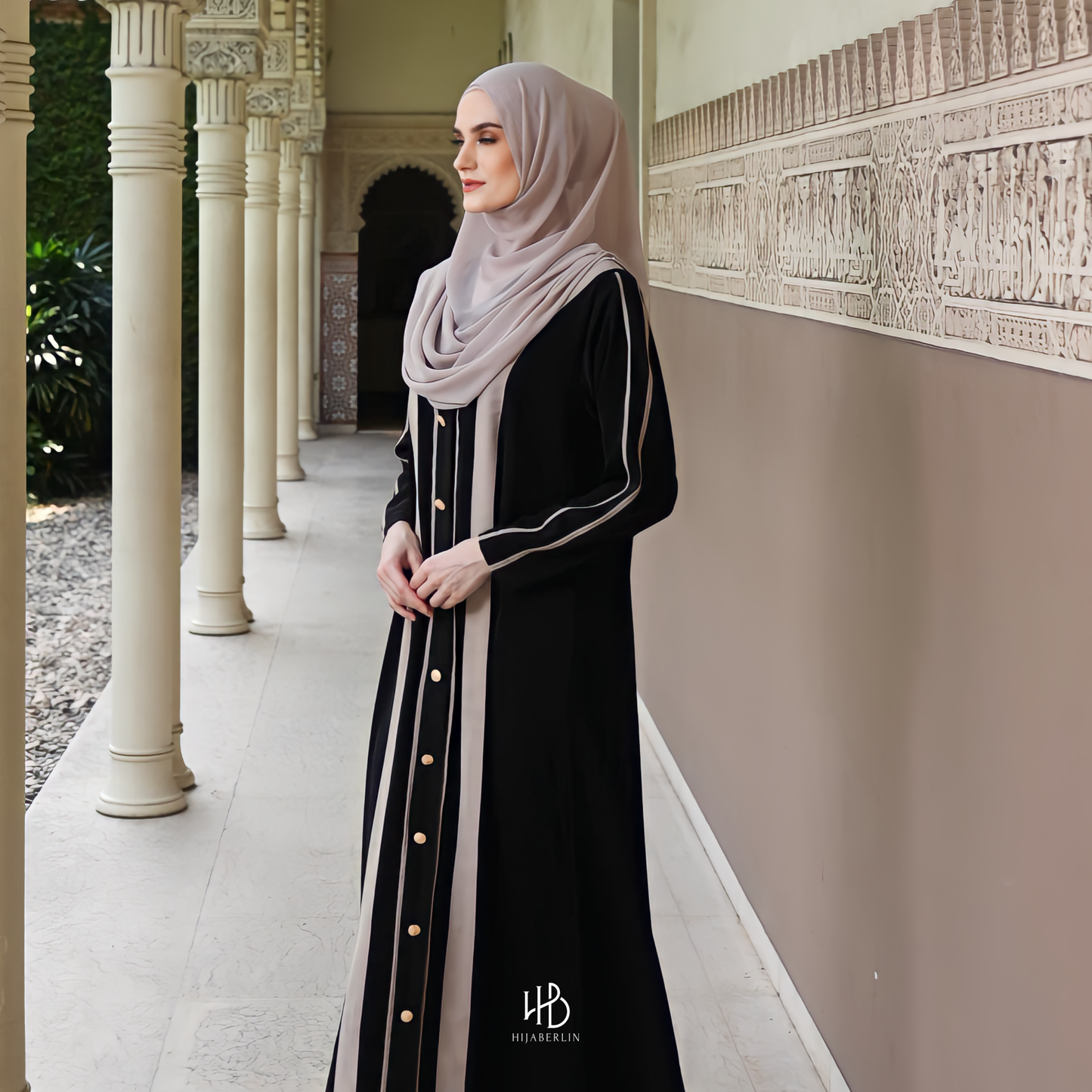 Fatimah Abaya Set Hijaberlin - Obsidian