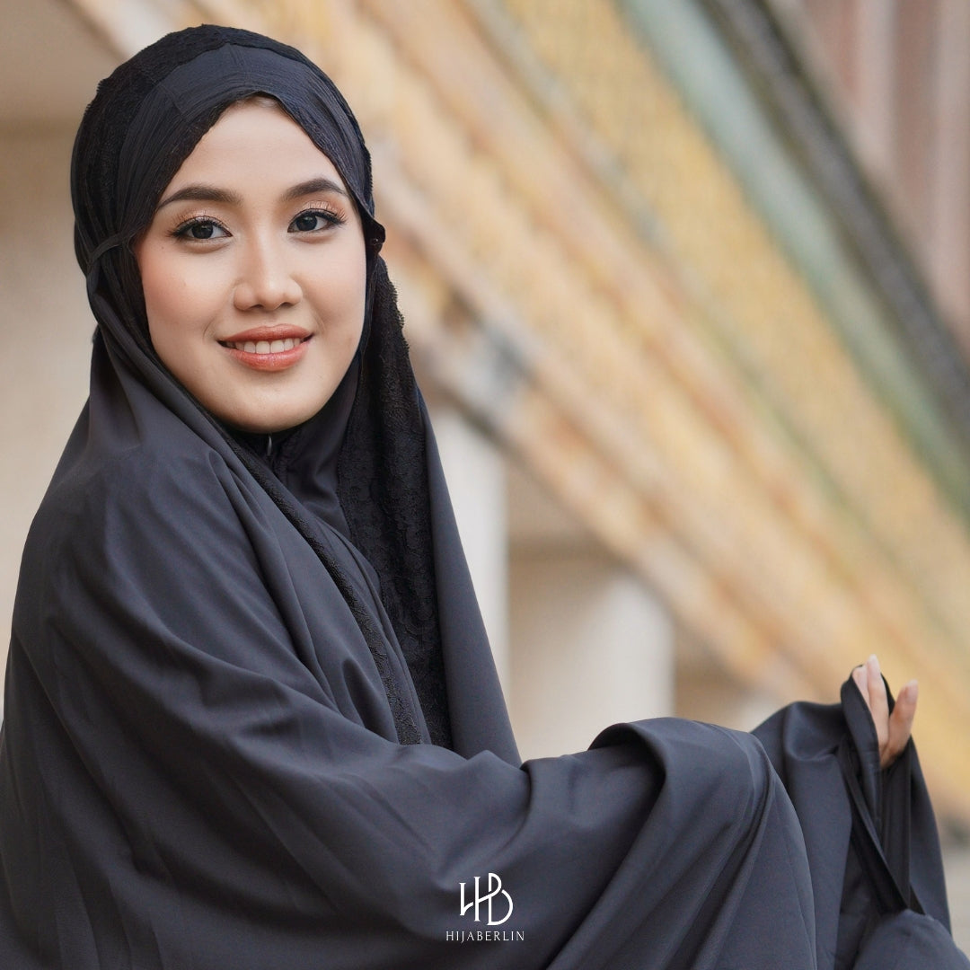 Safar Prayer Set Hijaberlin - Black