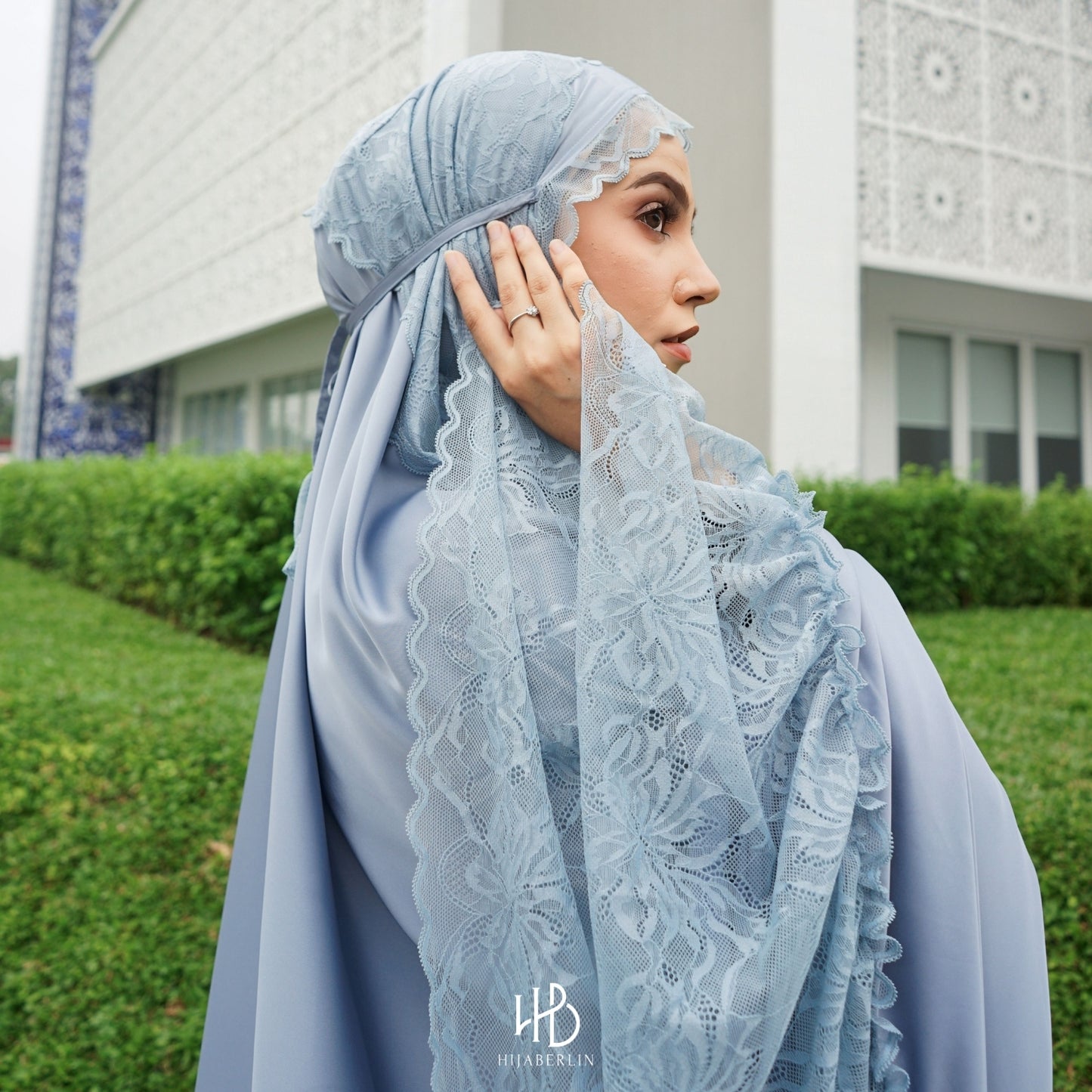 Rayya Luxury Prayer Set Hijaberlin - Cornflower