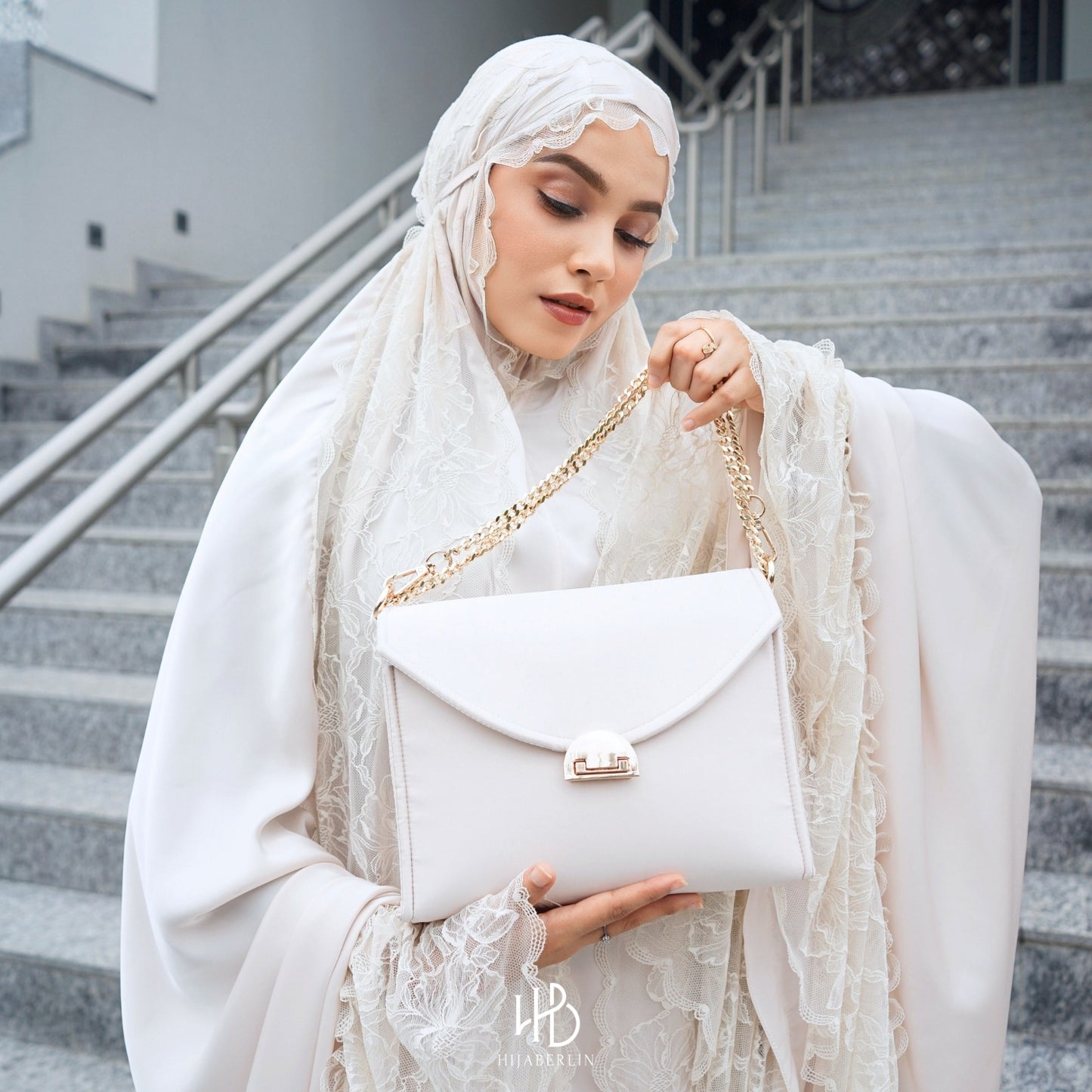 Rayya Luxury Prayer Set Hijaberlin - Pearl