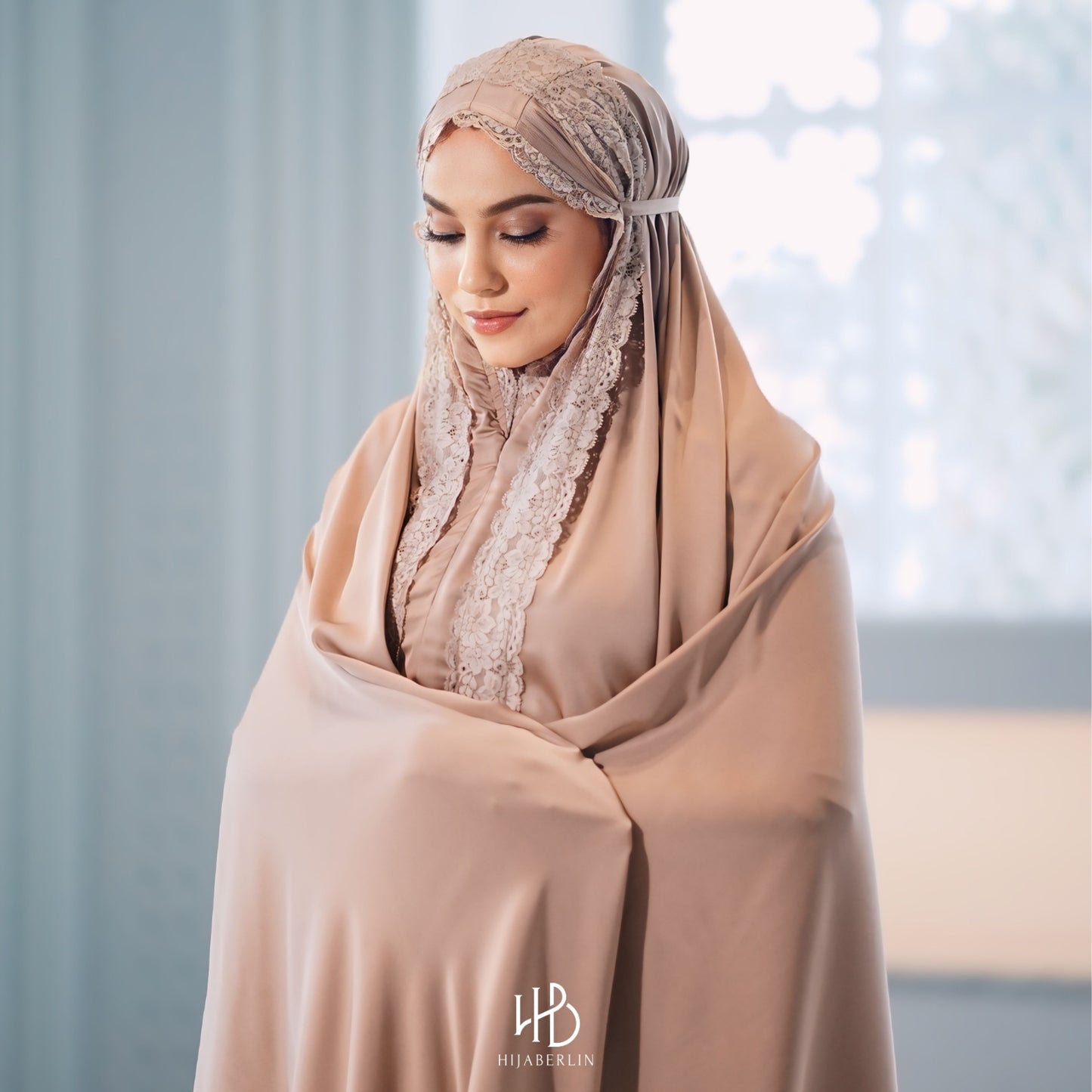 Asiyah Prayer Set Silk - Brown