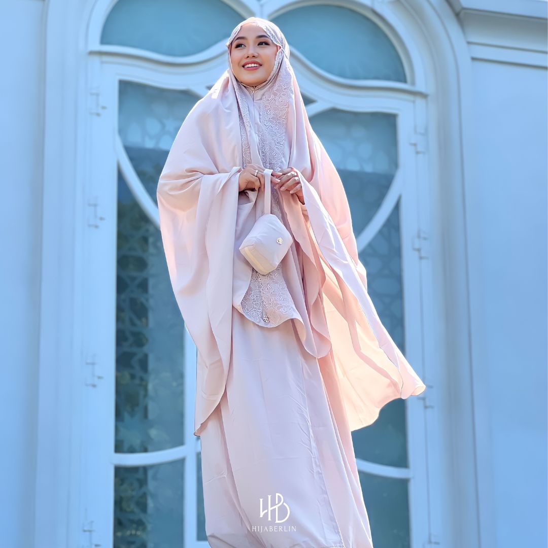 Safar Prayer Set Hijaberlin - Nude