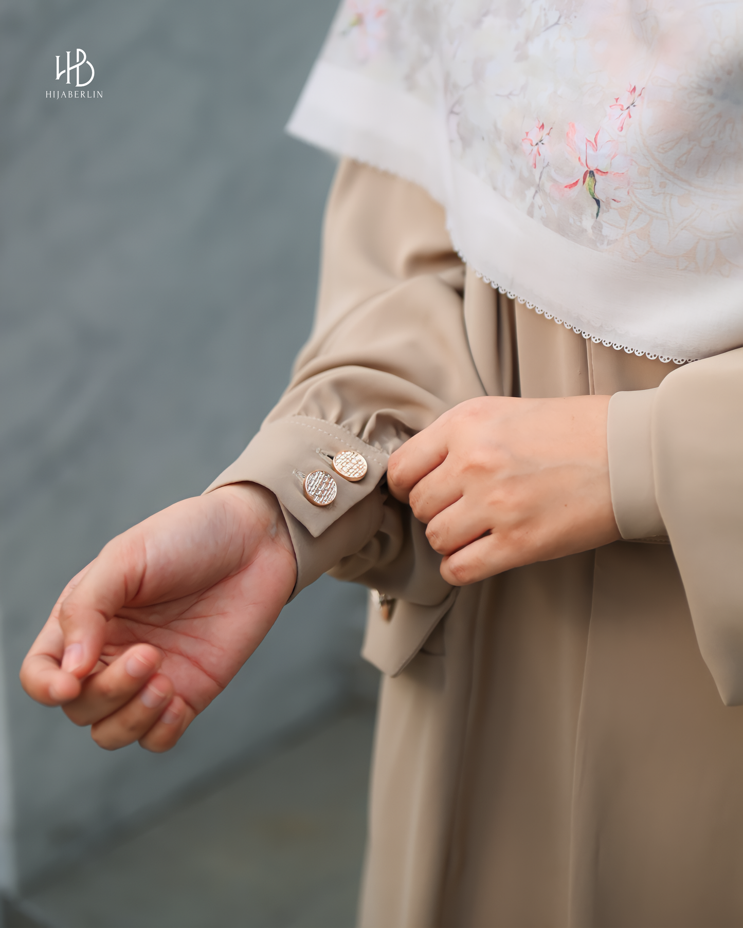 Salamah Outer Dress Wood - Hijaberlin