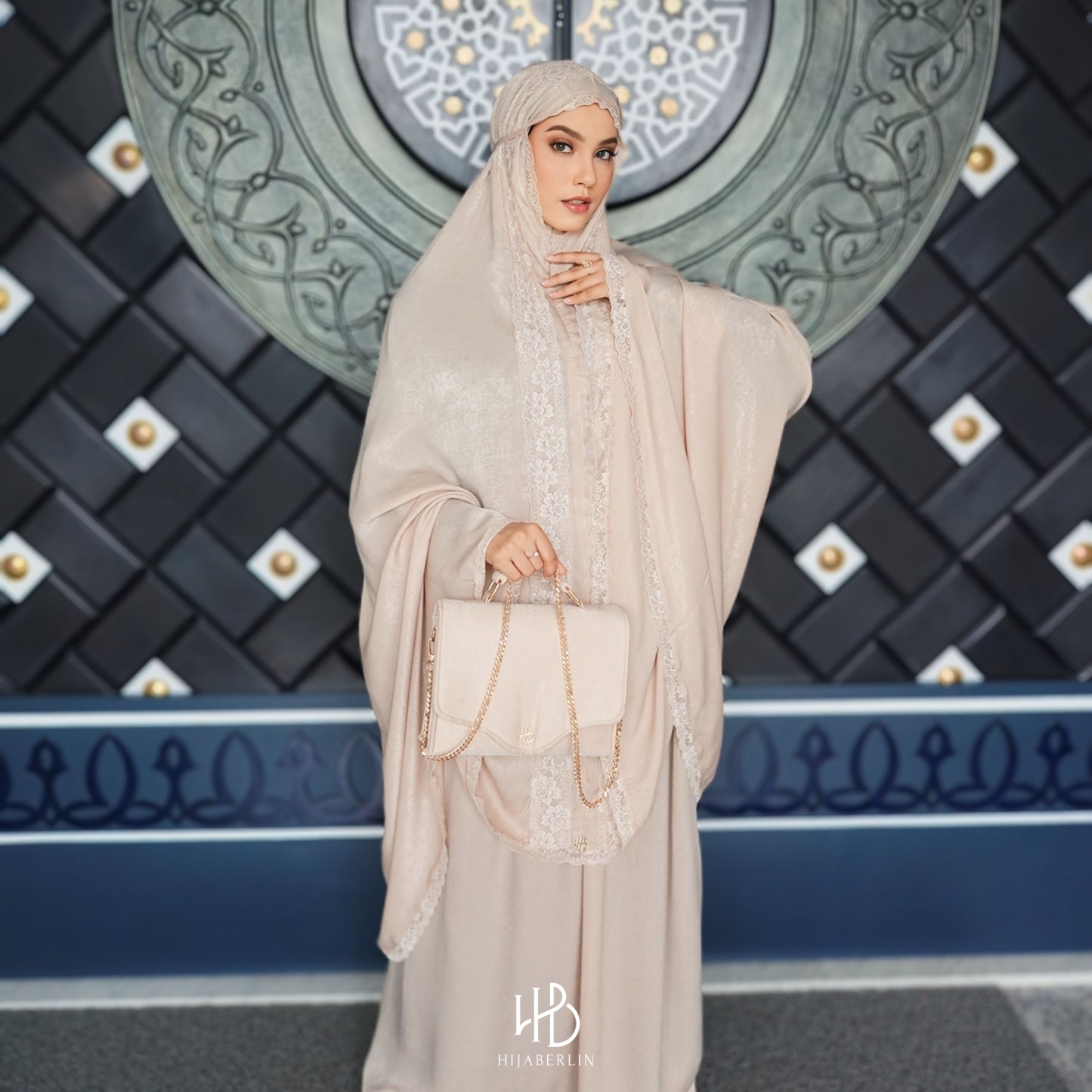 Asiyah Prayer Set Matte - Nude