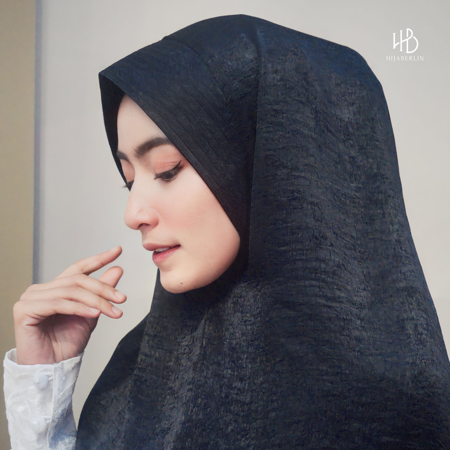 Safira Khimar Syar'i Black - Hijaberlin