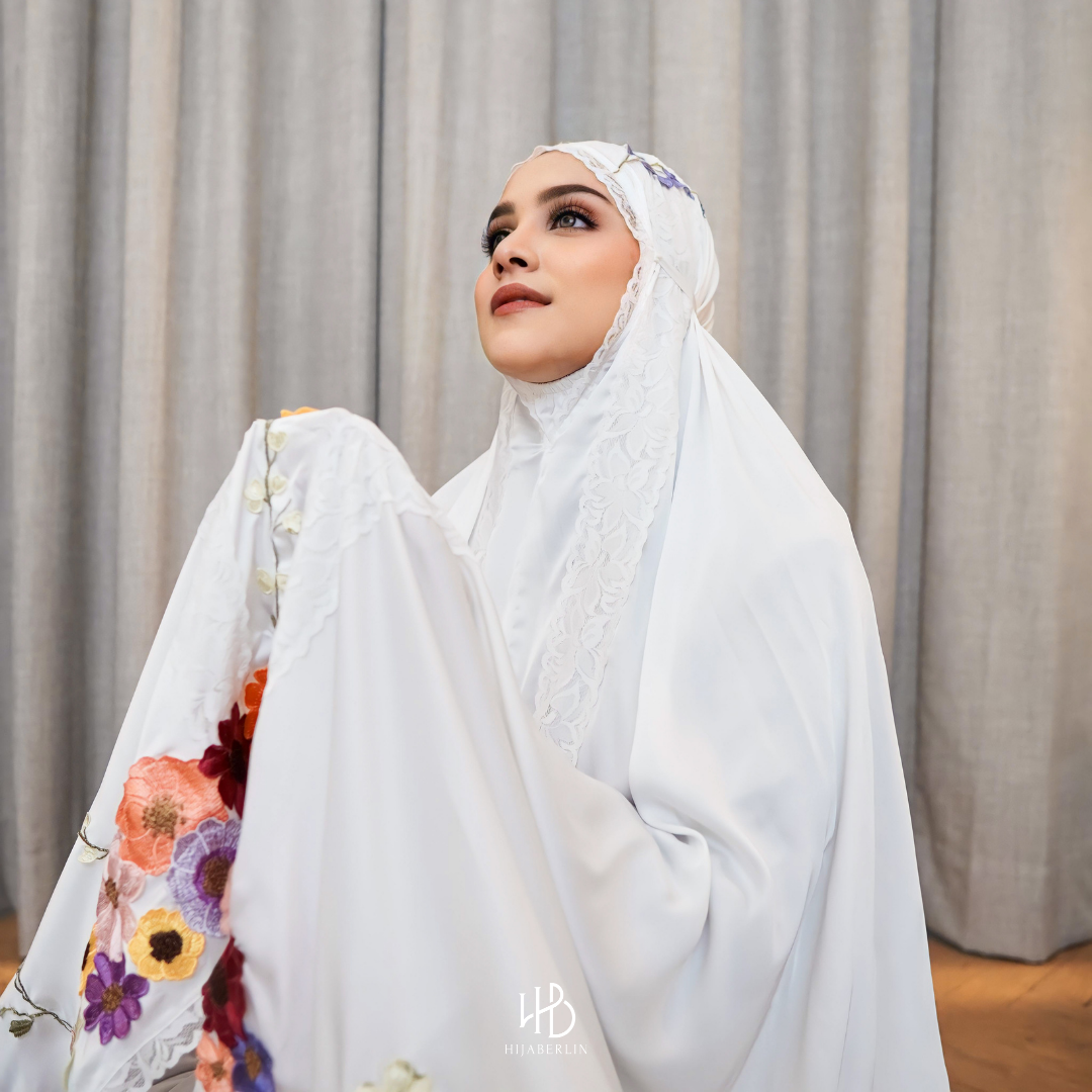 Flowerina Hijaberlin White