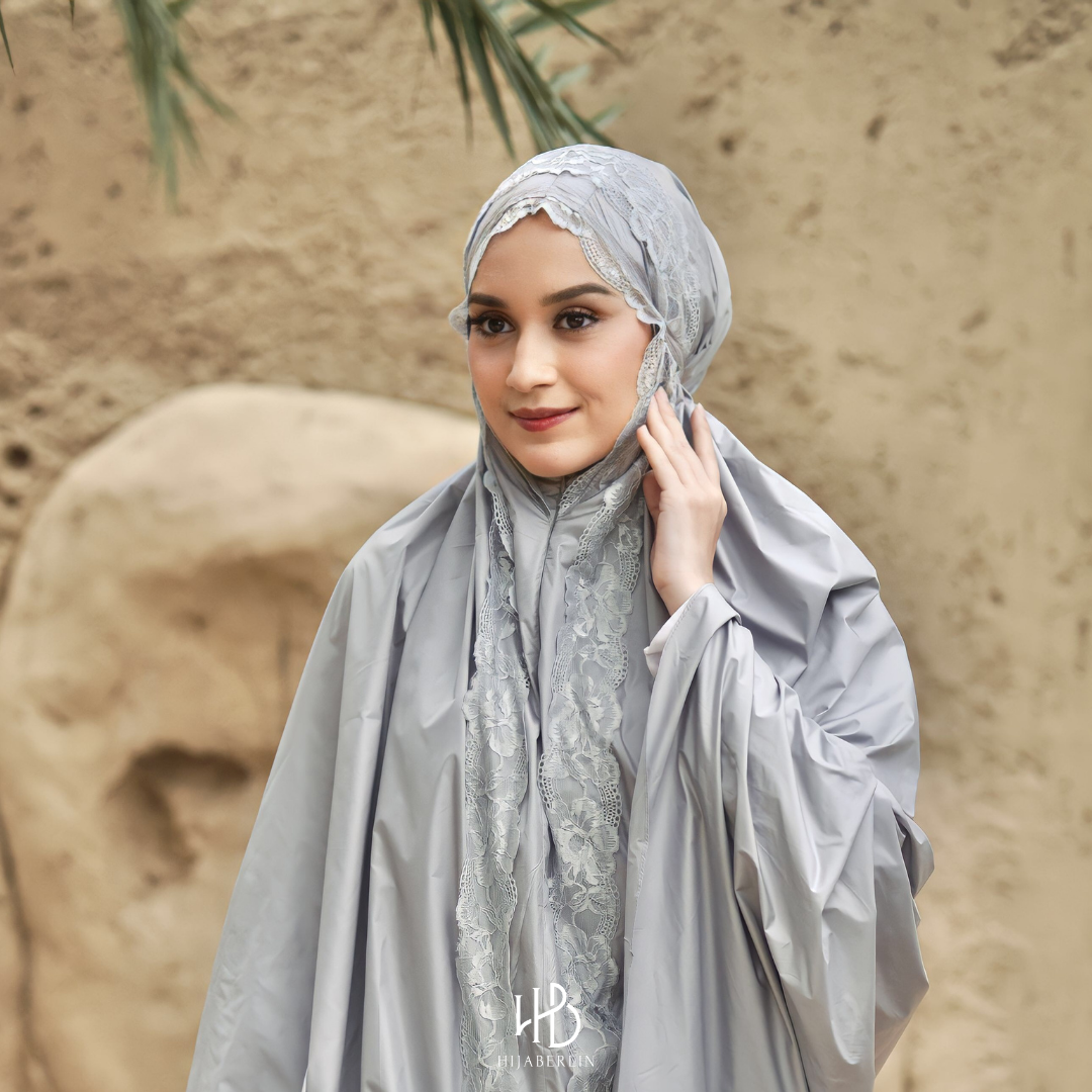 Safar Prayer Set Hijaberlin - Silver