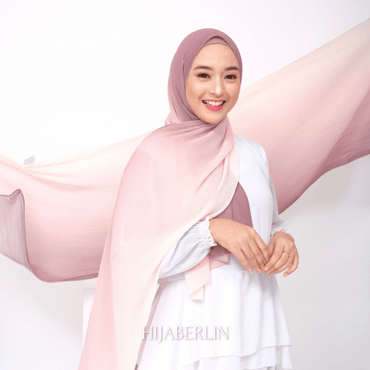 Mazia Pleats Shawl Ombre Hijaberlin - Candy