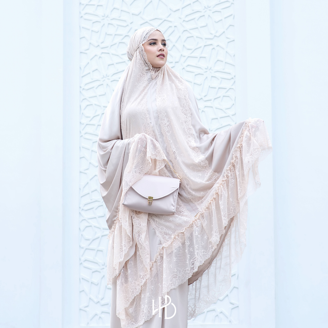 Rayya Luxury Prayer Set Hijaberlin - Cream