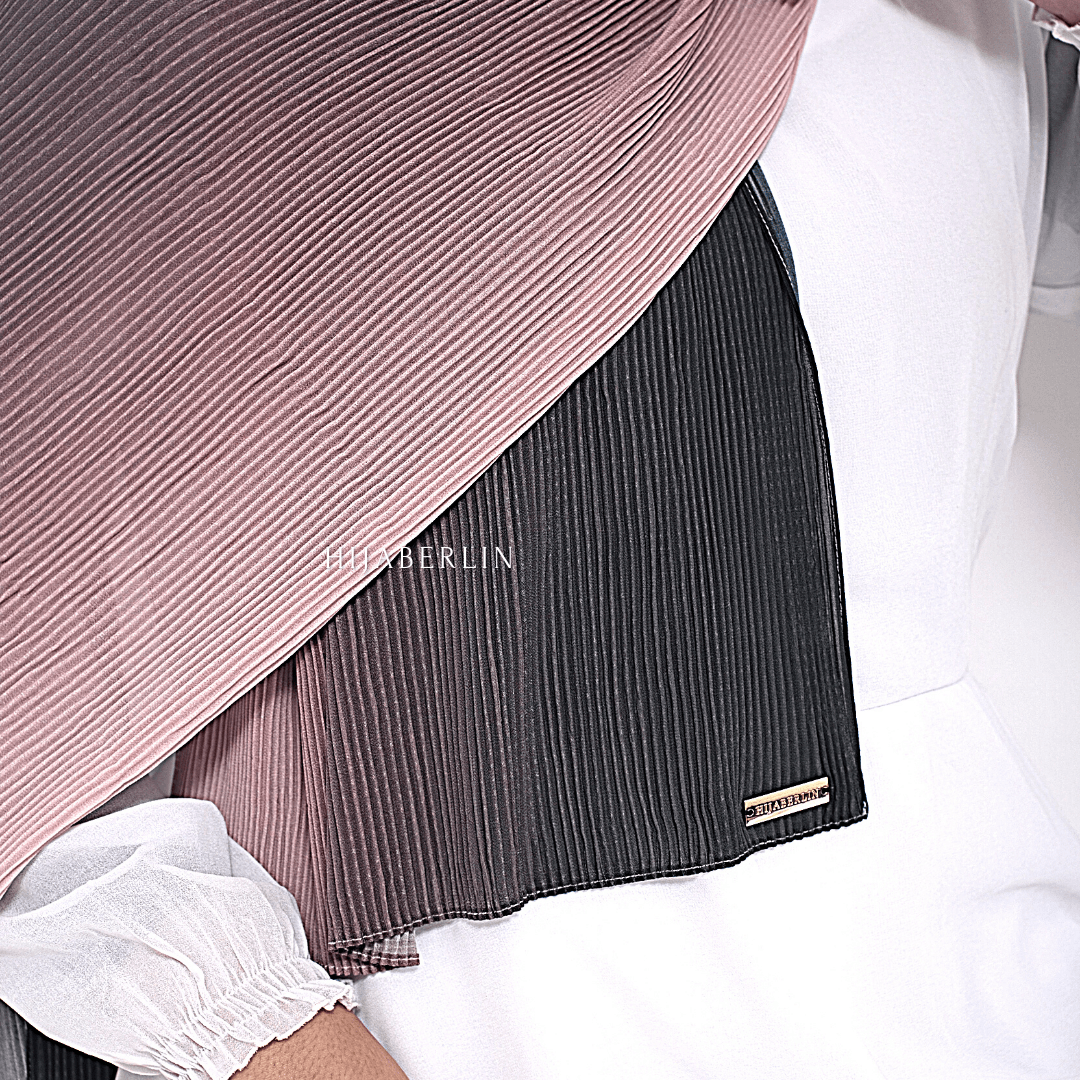 Mazia Pleats Shawl Ombre Hijaberlin - Midnight