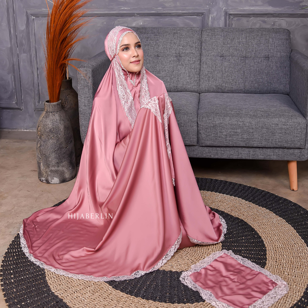 Khadijah Prayer Set Hijaberlin - Magenta