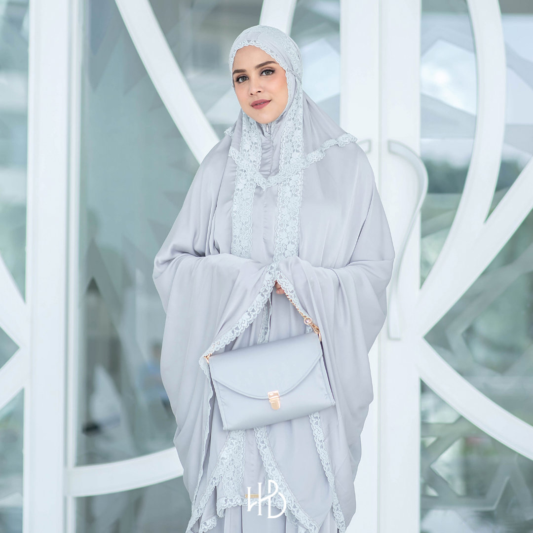 Umrah Prayer Set Hijaberlin - Silver