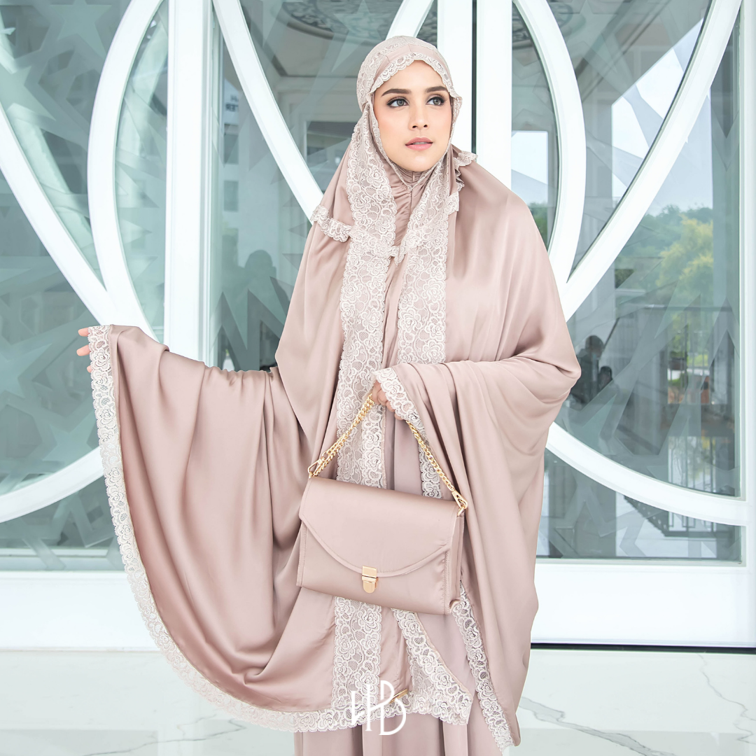 Umrah Prayer Set Hijaberlin - Brown