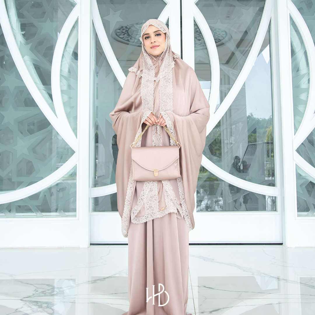 Umrah Prayer Set Hijaberlin - Brown