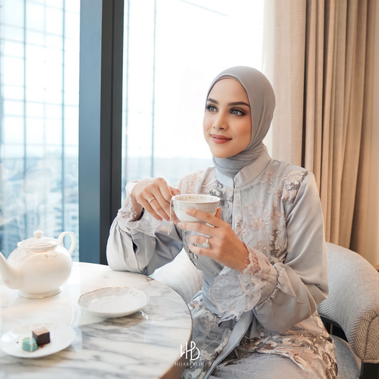 Precious Collection Hijaberlin - Hana Dress Silver