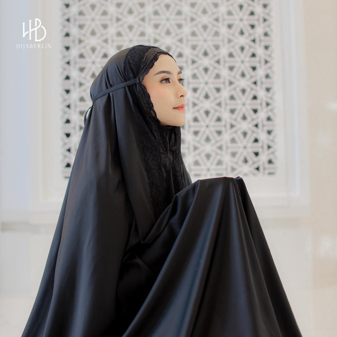 Khadijah Prayer Set Hijaberlin - Noir