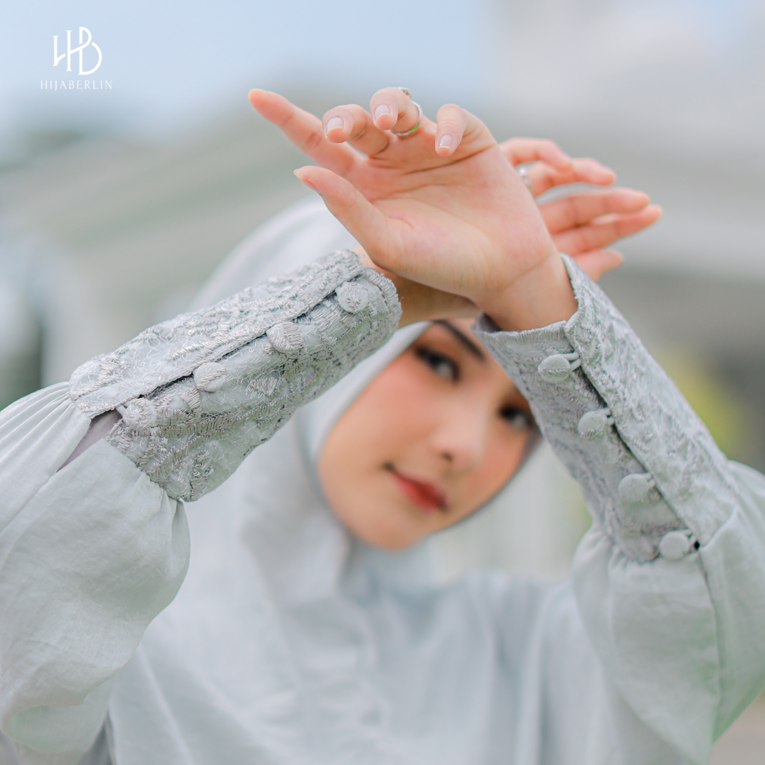 Almahira Dress Hijaberlin - Cloudy