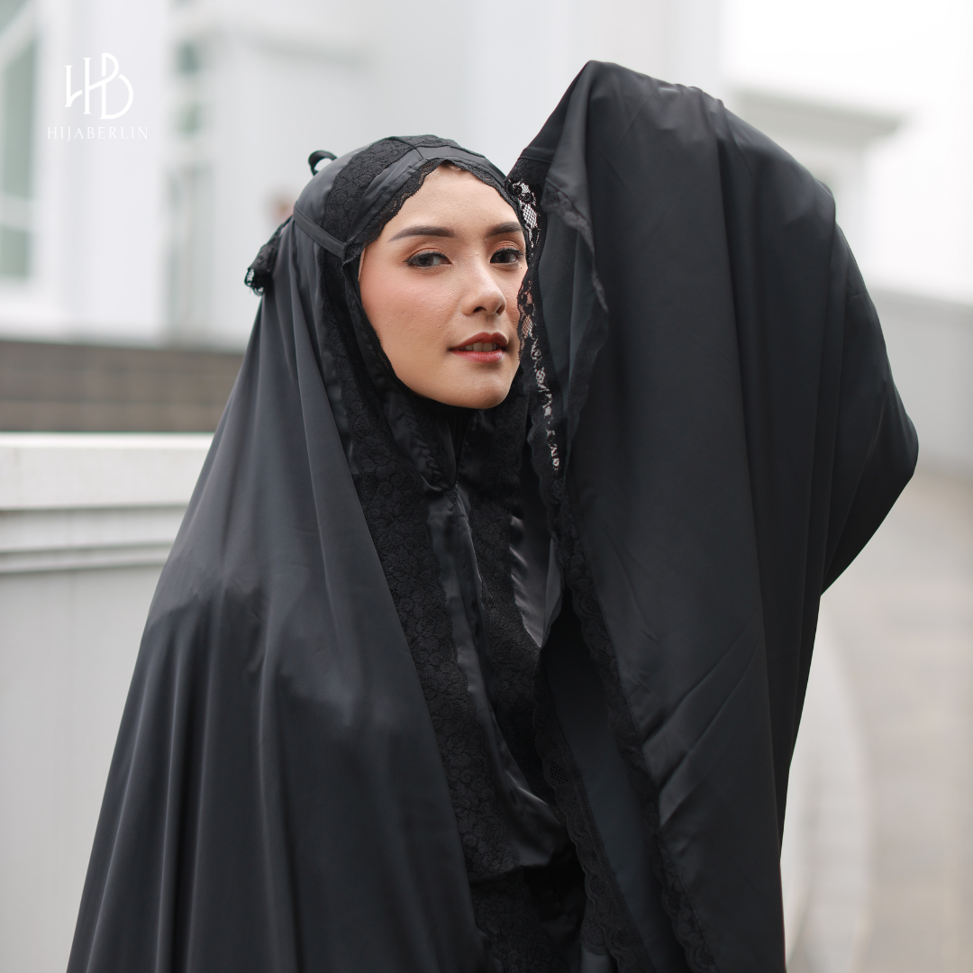 Khadijah Prayer Set Hijaberlin - Noir