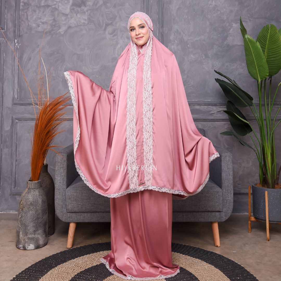 Khadijah Prayer Set Hijaberlin - Magenta