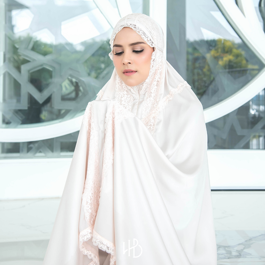 Umrah Prayer Set Hijaberlin - Pearl