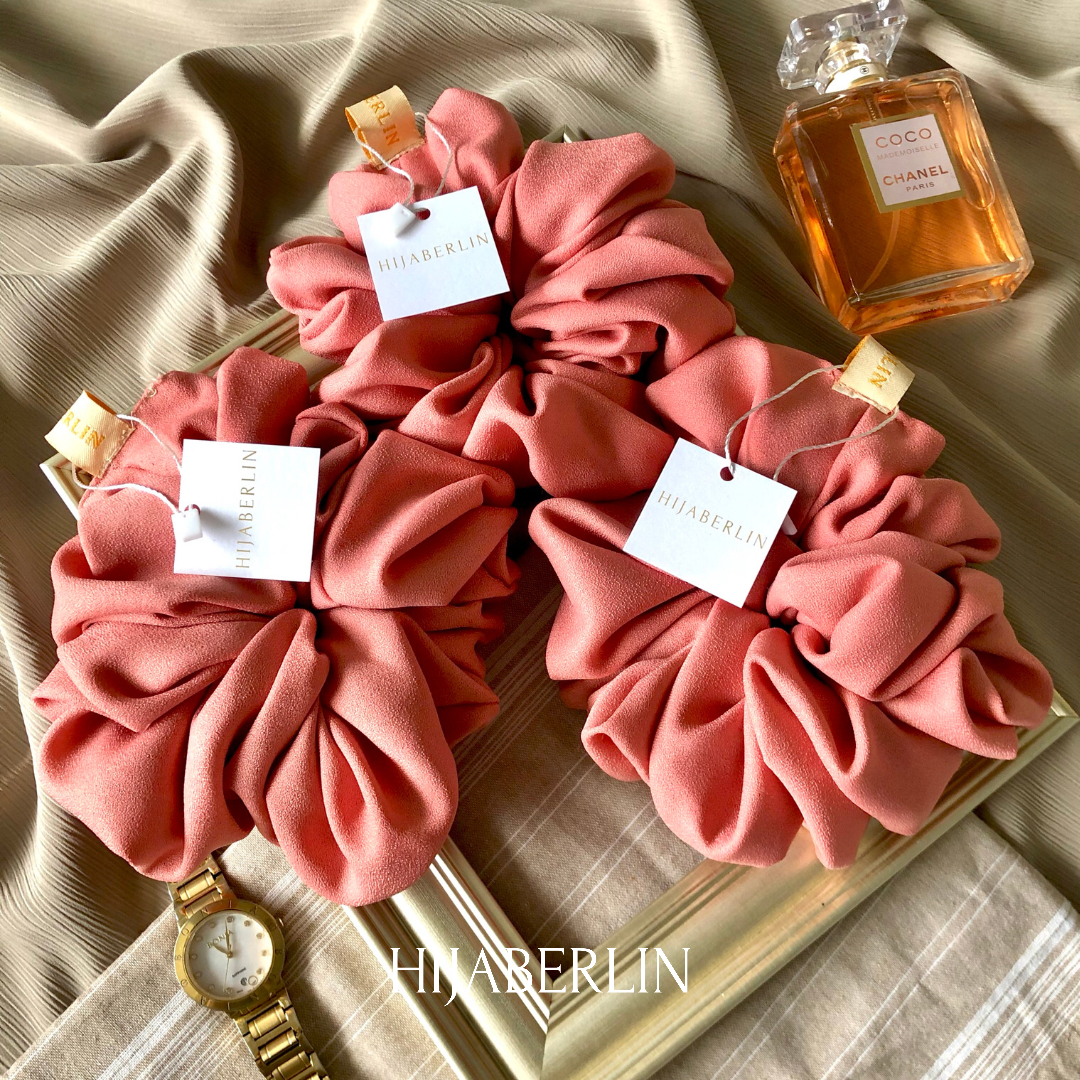 Uplifting Hair Scrunchie Hijaberlin
