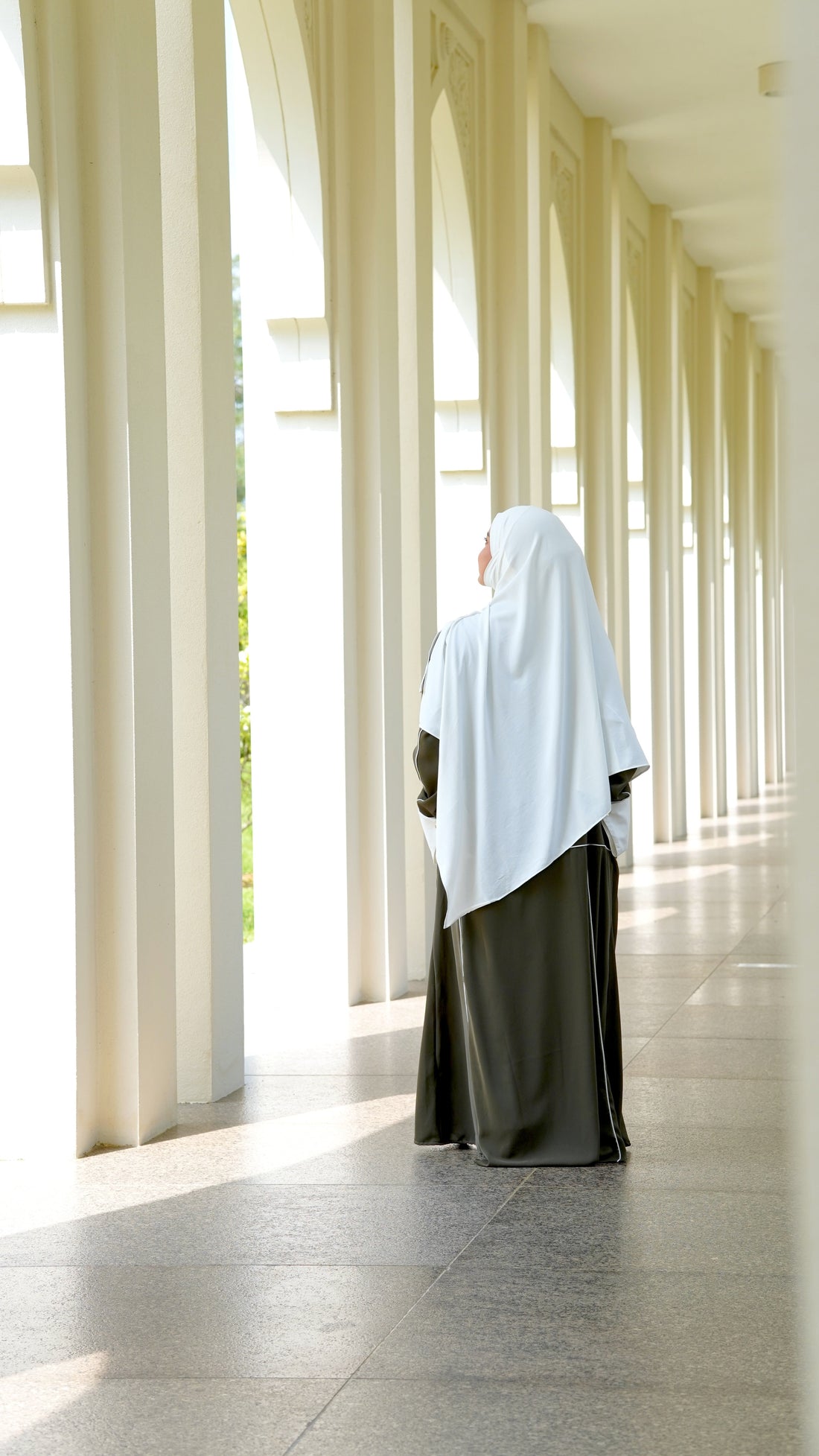 Menemukan "Sakinah" dalam Keseharian: Rahasia Hati Muslimah yang Tetap Tenang di Tengah Hiruk Pikuk