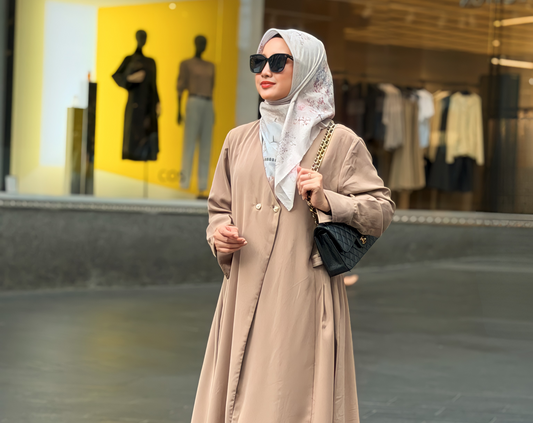 Andalusia ke Hijaz: Perjalanan Estetika Muslimah