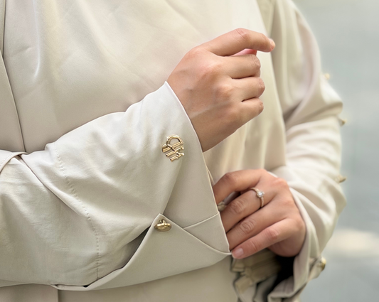 Rahasia di Balik Potongan Syar’i: Mengapa Busana Longgar Adalah Pelindung Terbaik di Bawah Surya Makkah