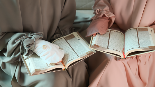 5 Tips Melindungi Kulit dari Panas Matahari saat Umroh