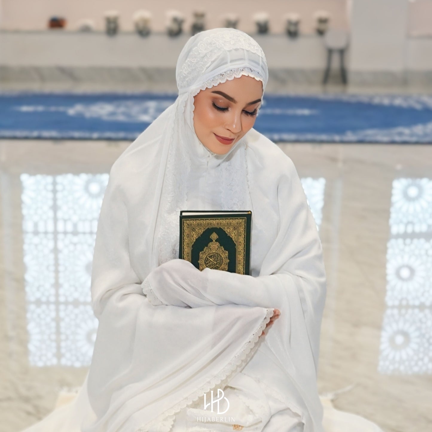 Asiyah Prayer Set Matte - White