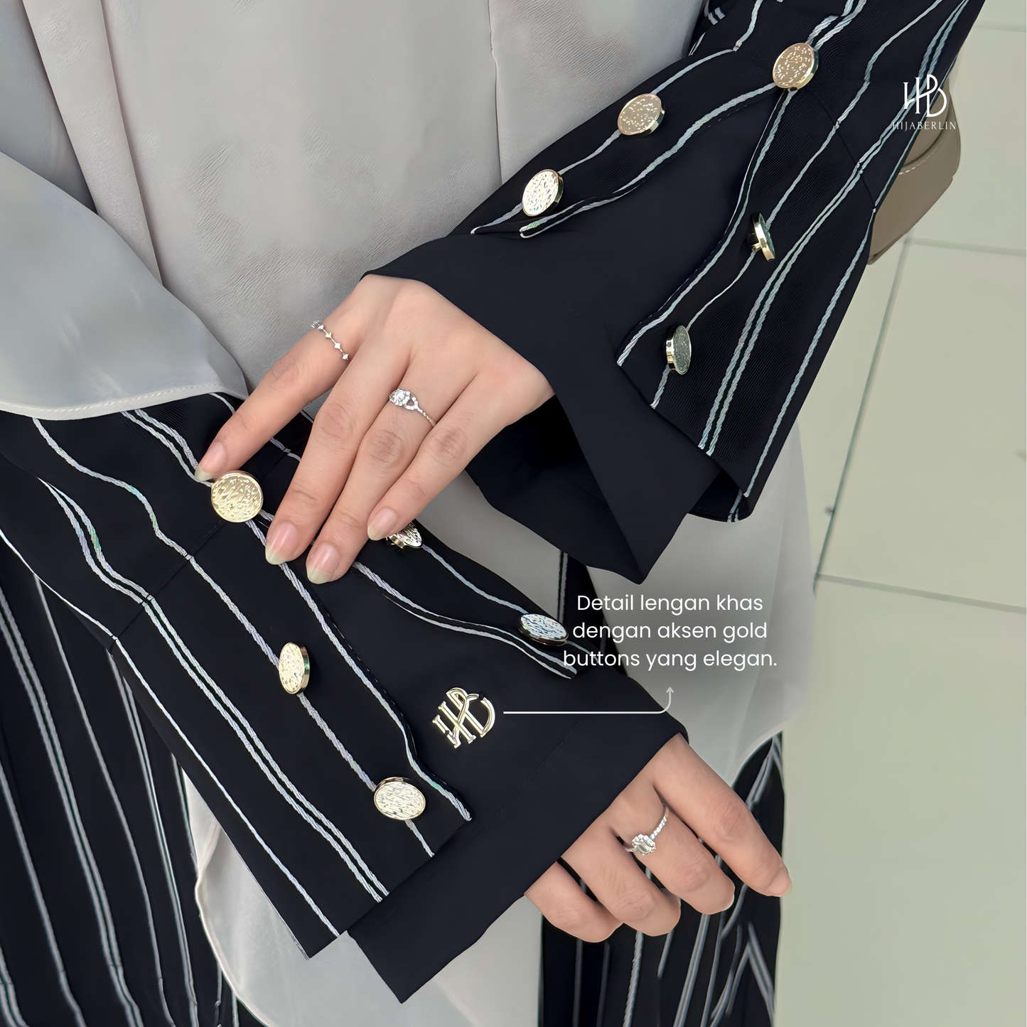 Lateefa Abaya - Black Stripe White