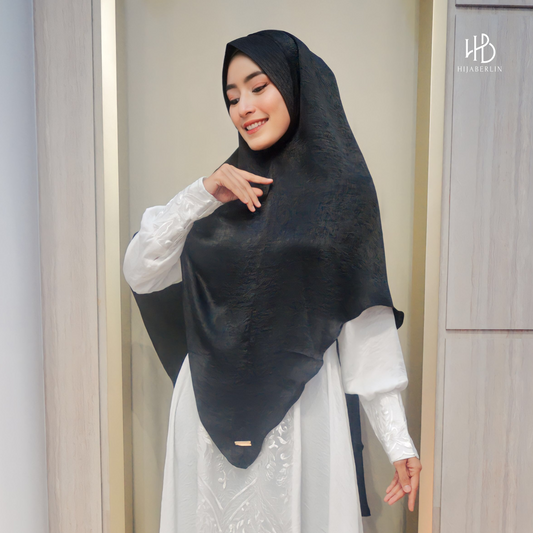 Safira Khimar Syar'i Black - Hijaberlin