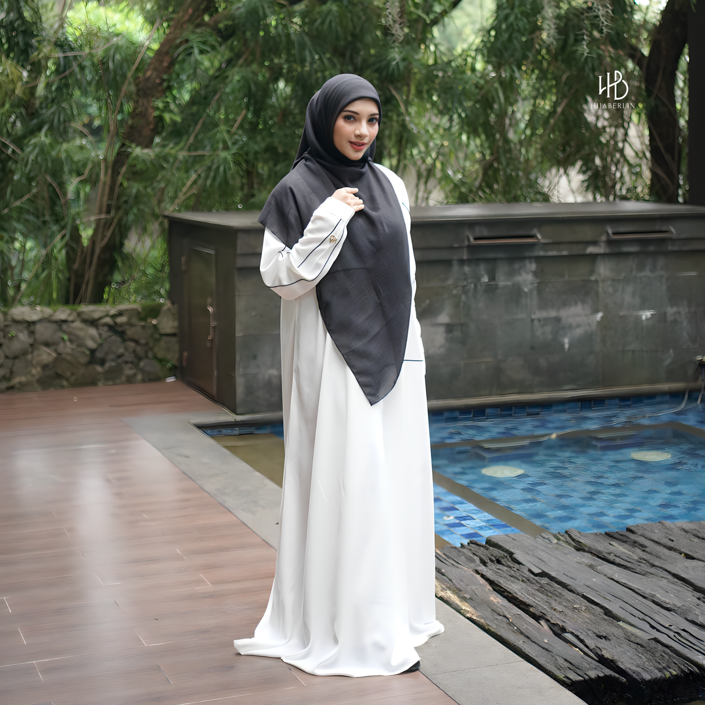 Hanifa Dress - White Black