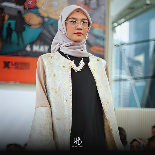 Ketenangan Suci Abaya Hijaberlin - Khansa