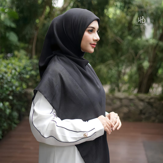 Hanifa Dress - White Black