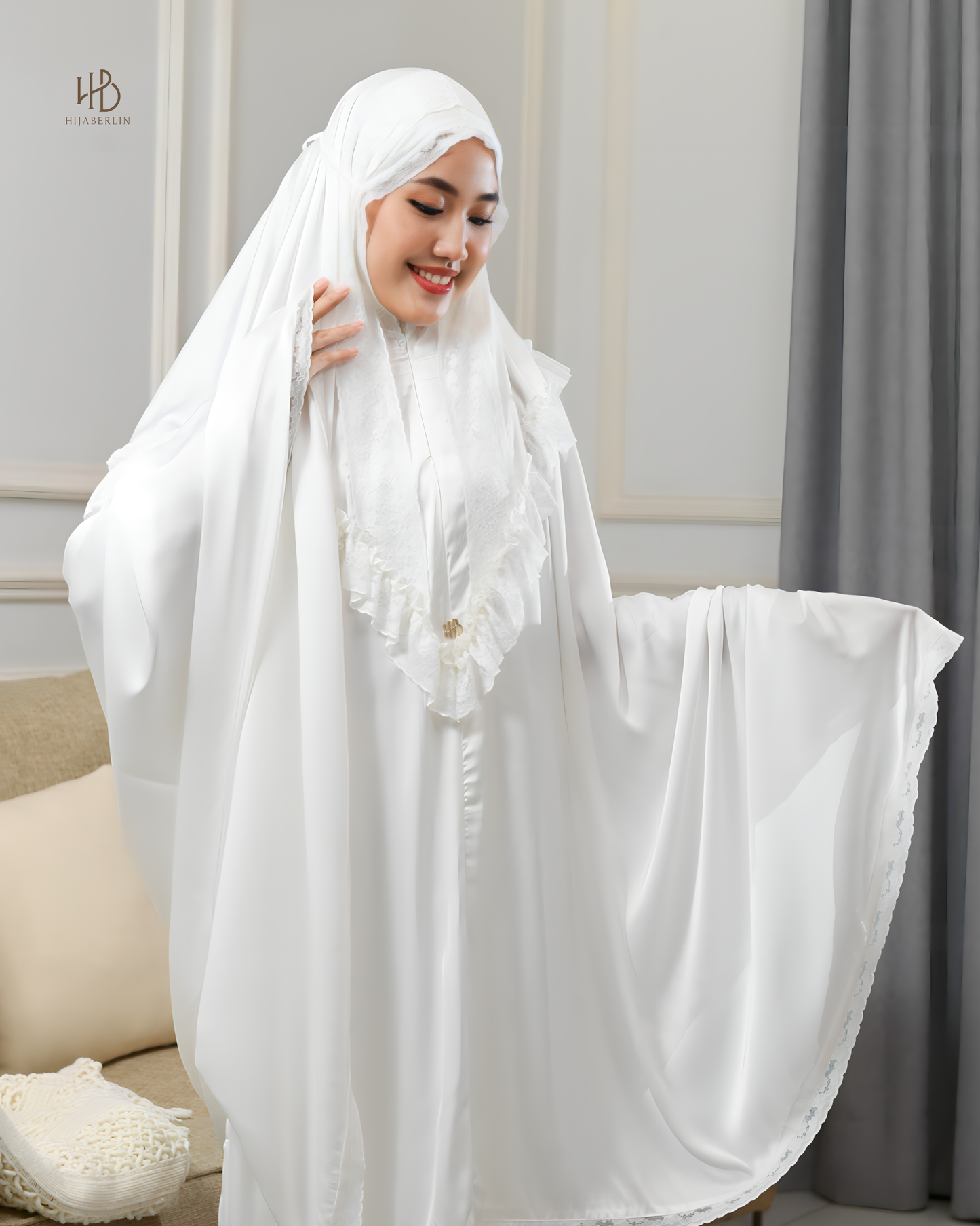 Faiza Prayer Set White - Hijaberlin