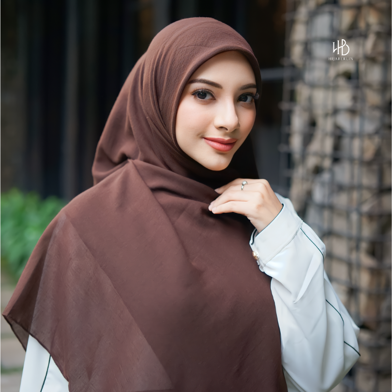 Maima Square - Mahogany