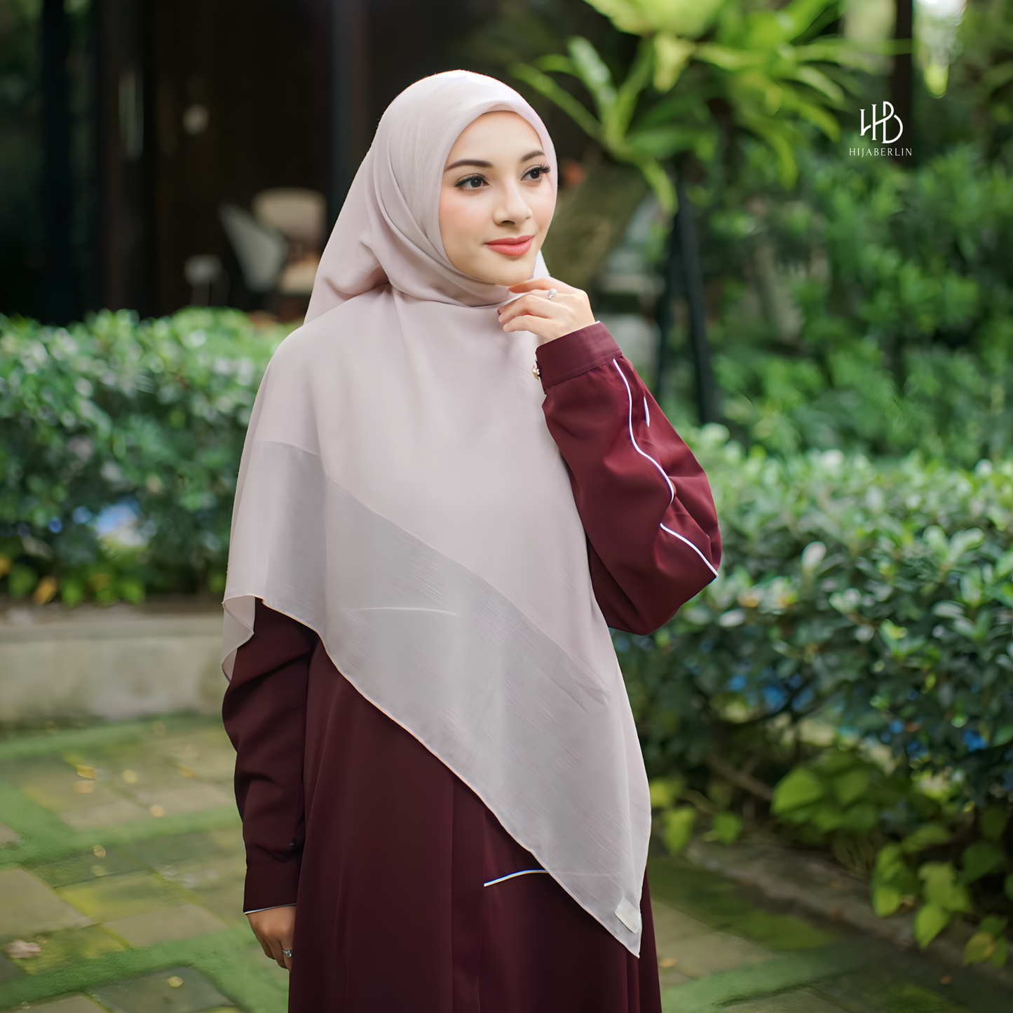 Hanifa Dress - Burgundy