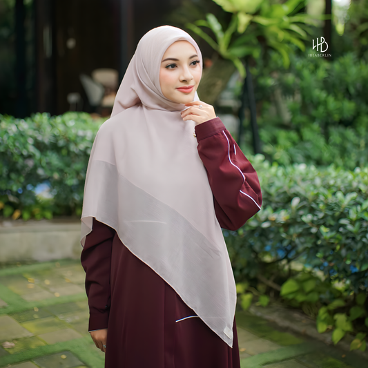 Hanifa Dress - Burgundy