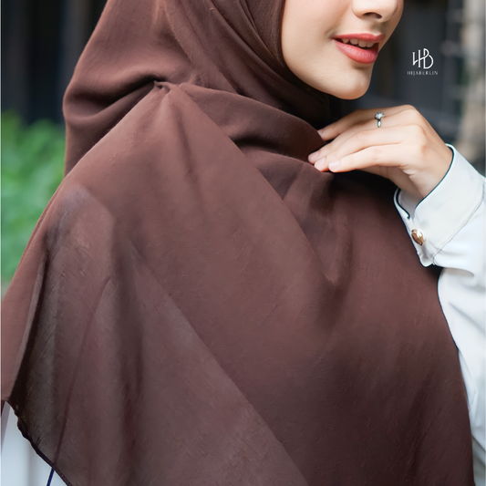 Maima Square - Mahogany