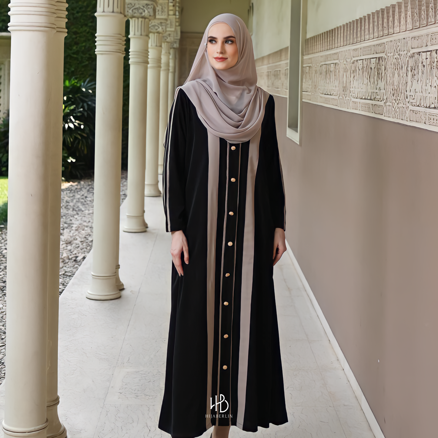 Fatimah Abaya Set Hijaberlin - Obsidian