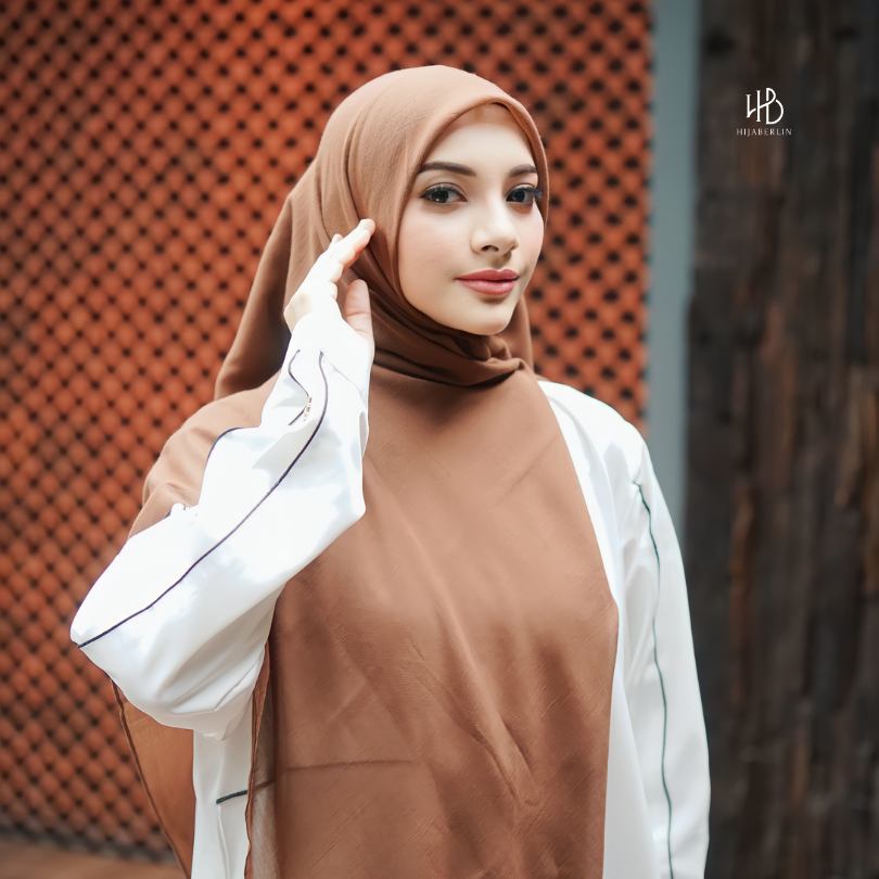 Maima Square - Cinnamon