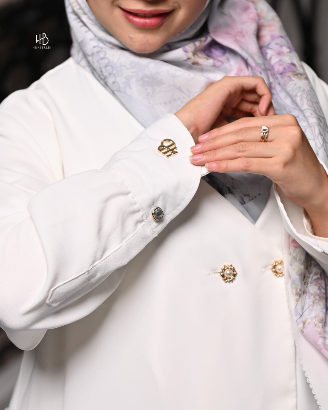 Ghumaisha Outer Dress - White