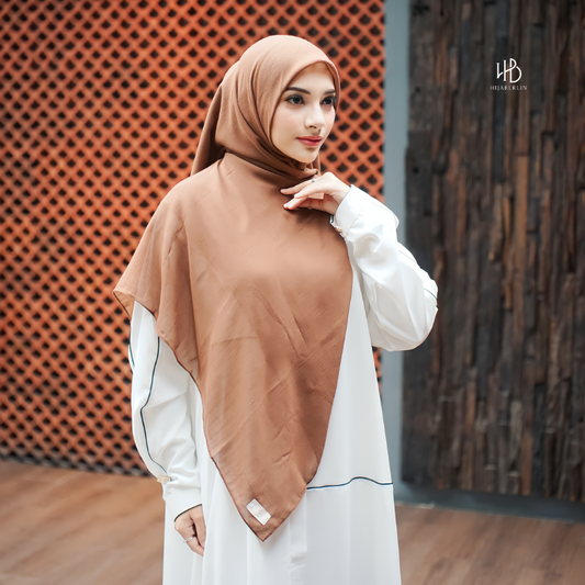Maima Square - Cinnamon